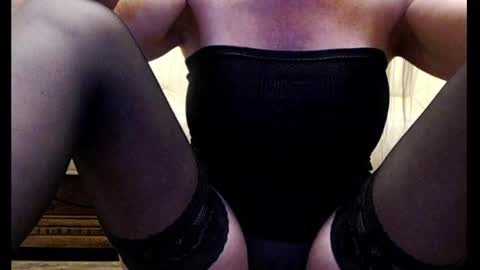 Snapshot of pussymaze chatting on September 21, 2025, 4:19 pm Vesper online show from September 21, 2025, 4:19 pm