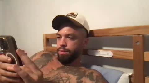 pussypleaser3113 online show from July 30, 2026, 7:24 pm