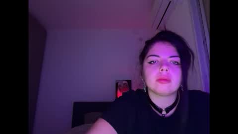 pusyjjam online show from February 7, 2026, 6:44 pm