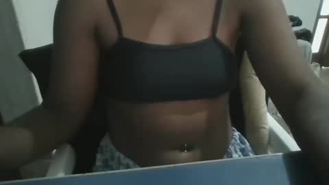 Snapshot of putinha_rj chatting on November 3, 2025, 7:15 pm putinha_rj online show from November 3, 2025, 7:15 pm