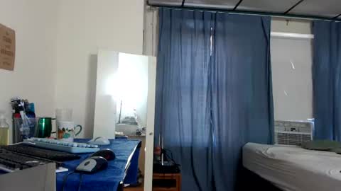 putiputi4u online show from August 7, 2026, 1:46 pm