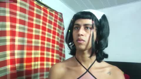 Snapshot of putiputisexo chatting on March 25, 2026, 9:32 pm putinaicolls online show from March 25, 2026, 9:32 pm