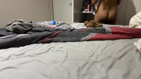 pwettyyungthang online show from March 23, 2026, 7:07 pm