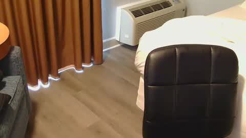 Snapshot of pwnst3rz chatting on December 31, 2024, 4:46 pm pwnst3rz online show from December 31, 2024, 4:46 pm