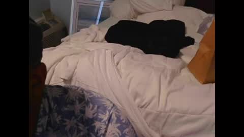 Snapshot of pwnst3rz chatting on January 6, 2025, 6:41 pm pwnst3rz online show from January 6, 2025, 6:41 pm