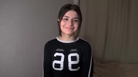 Snapshot of pyro_flerrr chatting on September 14, 2025, 7:24 pm Ava online show from September 14, 2025, 7:24 pm