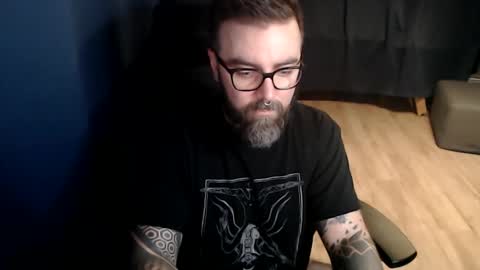 Snapshot of pyroxen chatting on October 18, 2025, 9:15 pm Yog Sothoth online show from October 18, 2025, 9:15 pm