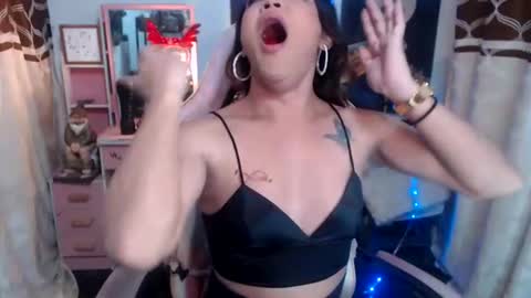 Queen Agatha online show from October 9, 2025, 5:44 pm