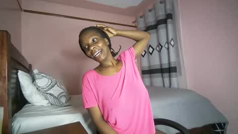 Ivy a little girl full of dreams....be my best online show from September 18, 2025, 7:16 pm