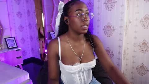 Snapshot of qeen_blackk chatting on September 13, 2025, 8:52 pm Shekoni Schedule 700 - 1400 gtm-5 online show from September 13, 2025, 8:52 pm