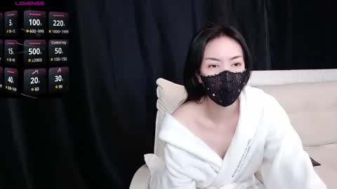 qianqian_ online show from January 27, 2025, 10:16 am