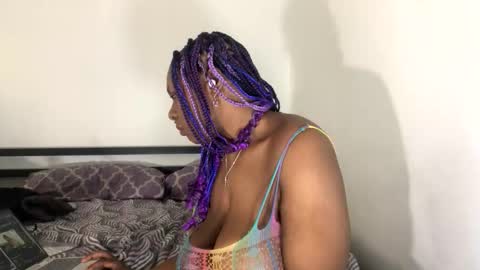 qnibee online show from February 9, 2026, 6:45 pm