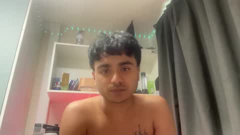 Snapshot of qosmo123 chatting on April 2, 2026, 9:07 am qosmo123 online show from April 2, 2026, 9:07 am
