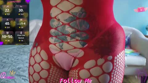 Snapshot of qu33nandh3rk1ng chatting on February 16, 2026, 6:37 pm Queen And King online show from February 16, 2026, 6:37 pm