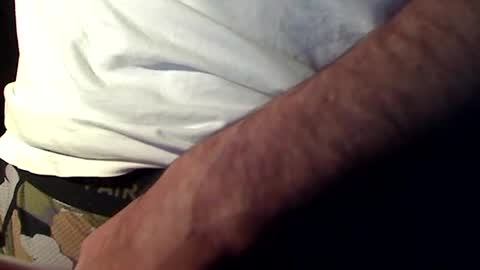 quebeca online show from December 14, 2025, 4:29 am