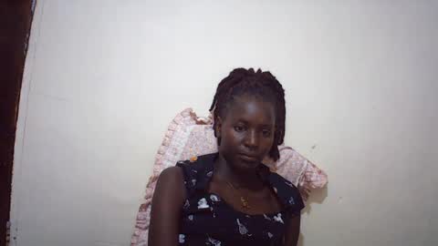 Snapshot of queen_0012 chatting on July 21, 2026, 3:58 pm asher online show from July 21, 2026, 3:58 pm