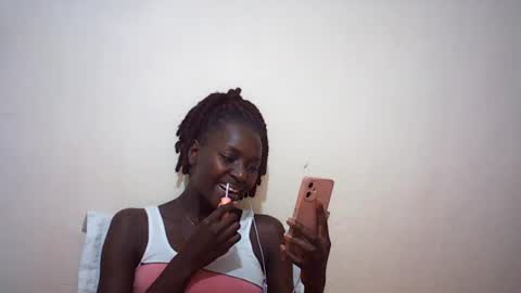 Snapshot of queen_0012 chatting on July 28, 2026, 7:39 pm asher online show from July 28, 2026, 7:39 pm
