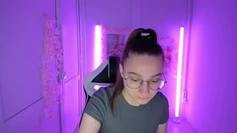 Amelie online show from May 10, 2026, 8:19 am
