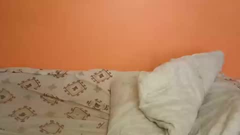 queen_banice online show from March 12, 2026, 9:26 am