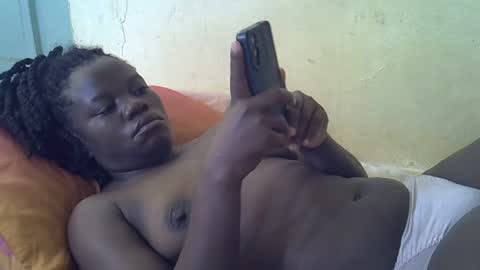 Snapshot of queen_darling3 chatting on July 17, 2026, 5:03 am Gentrix online show from July 17, 2026, 5:03 am