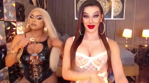 Snapshot of queen_destroyerx chatting on March 8, 2026, 4:49 am MAGDA online show from March 8, 2026, 4:49 am