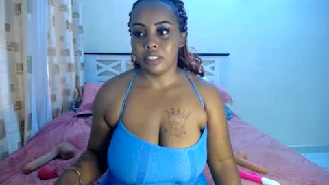QUEEN  DOLY online show from July 29, 2026, 3:48 am