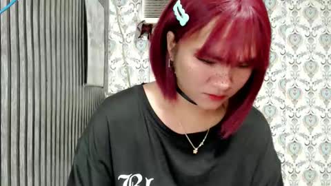 Snapshot of queen_elicktra chatting on October 1, 2025, 3:51 pm JOY online show from October 1, 2025, 3:51 pm