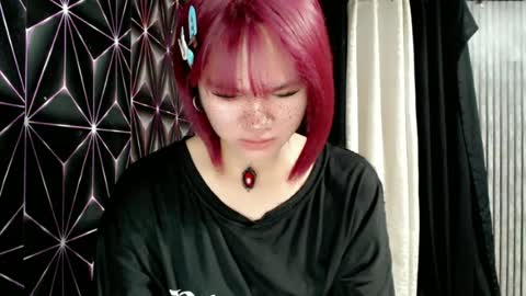 Snapshot of queen_elicktra chatting on June 23, 2026, 9:24 pm JOY online show from June 23, 2026, 9:24 pm
