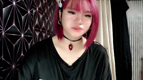 Snapshot of queen_elicktra chatting on July 12, 2026, 11:18 pm JOY online show from July 12, 2026, 11:18 pm