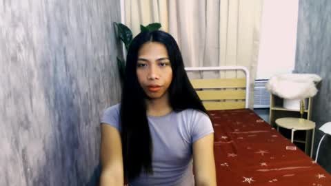 queen_gia online show from April 11, 2026, 7:45 am