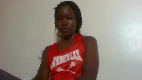 queen_grashia online show from September 15, 2025, 12:49 pm