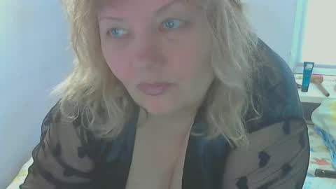 queen_jane8 online show from April 11, 2026, 12:53 pm