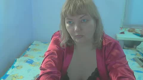 queen_jane8 online show from April 17, 2026, 2:53 pm