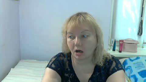 Snapshot of queen_jane8 chatting on June 25, 2026, 8:52 am queen_jane8 online show from June 25, 2026, 8:52 am