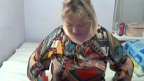Snapshot of queen_jane8 chatting on July 6, 2026, 4:31 pm queen_jane8 online show from July 6, 2026, 4:31 pm
