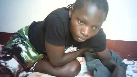 queen_joan online show from February 2, 2025, 10:13 am