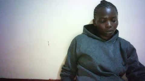 queen_joan online show from February 11, 2025, 6:33 pm