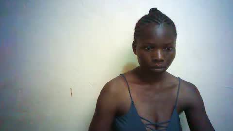 queen_joan online show from February 13, 2025, 11:39 am