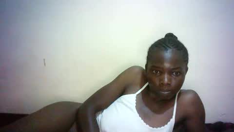 queen_joan online show from February 15, 2025, 6:44 pm