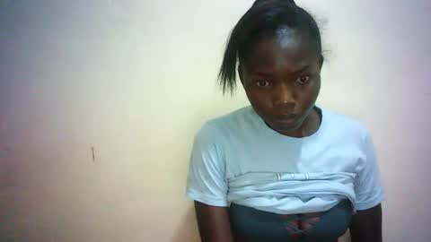 queen_joan online show from February 23, 2025, 8:55 pm