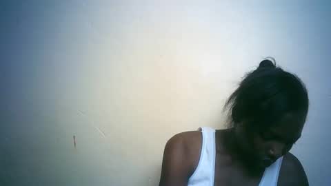 queen_joan online show from February 26, 2025, 8:26 am