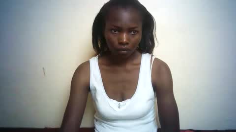 queen_joan online show from February 28, 2025, 9:47 am