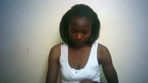 queen_joan online show from February 28, 2025, 12:52 pm