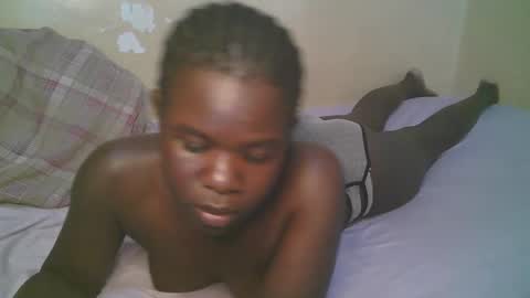 queen_latasha online show from April 29, 2026, 8:18 am