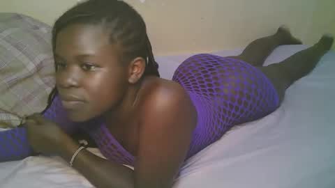 queen_latasha online show from May 22, 2026, 8:03 pm