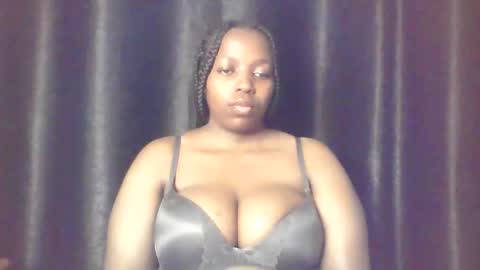 QUEEN online show from March 11, 2026, 4:18 am