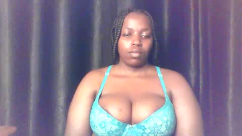 QUEEN online show from March 14, 2026, 3:28 pm