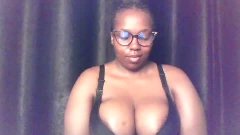 QUEEN online show from June 30, 2026, 3:51 am