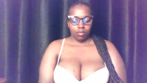QUEEN online show from July 5, 2026, 4:19 am