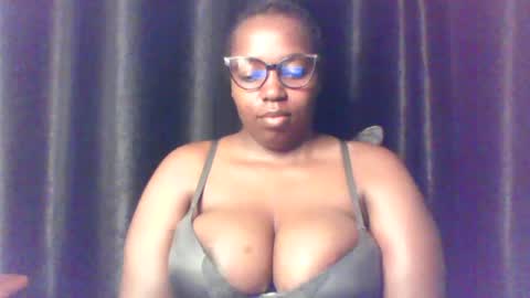 QUEEN online show from July 23, 2026, 4:10 am